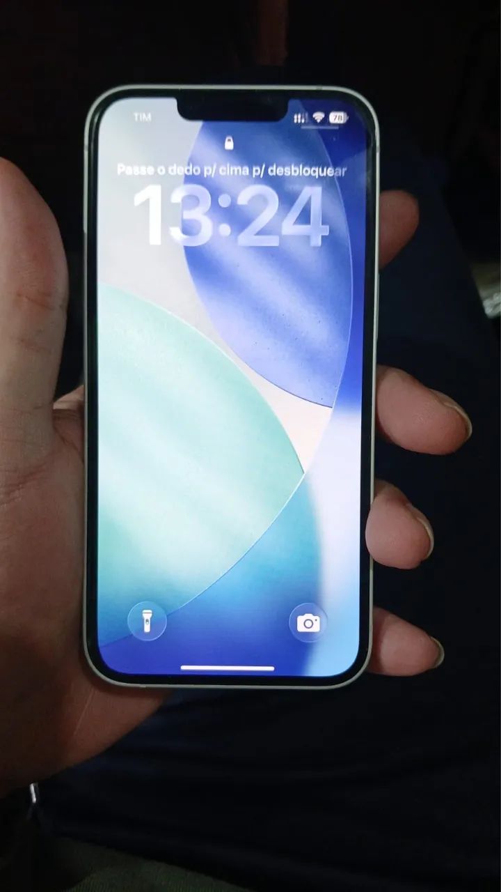 iPhone 16e
