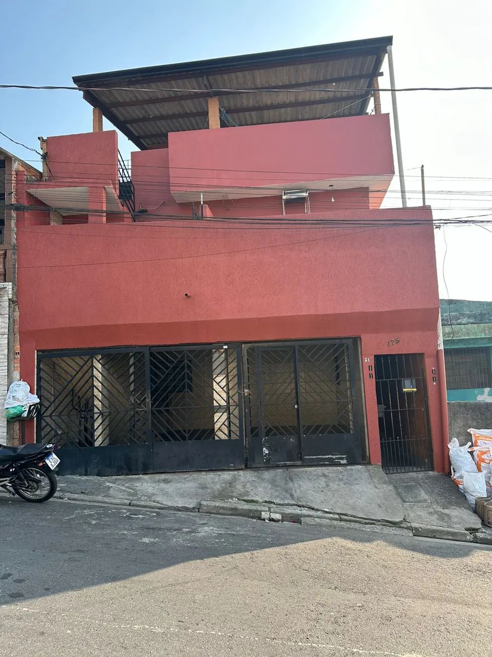 Aluga-se Casa Pq. Pirajussara Embu/Taboão 