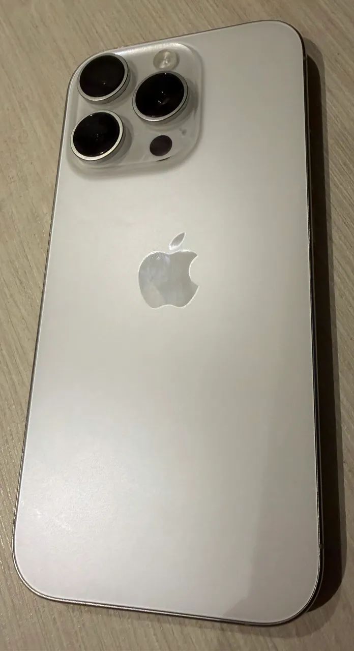 iPhone 16 pro 128 GB - Foto 3
