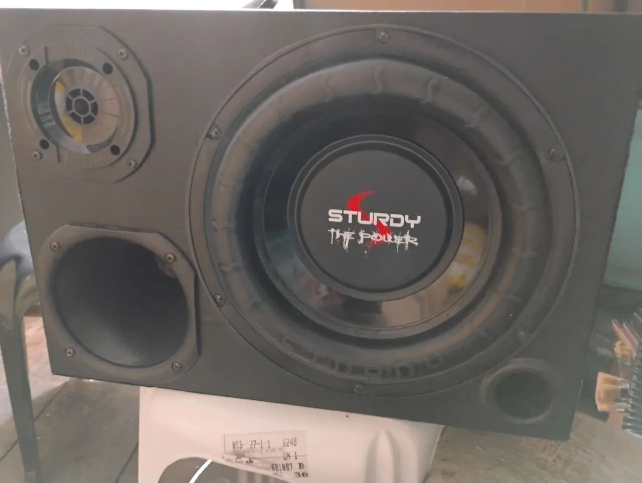 Vendo caixa trio completa 