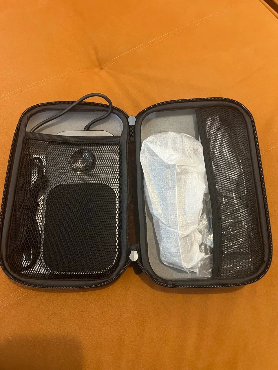 Barbeador Philips Norelco S9000 Prestige com Estojo e Acessórios - Foto 2