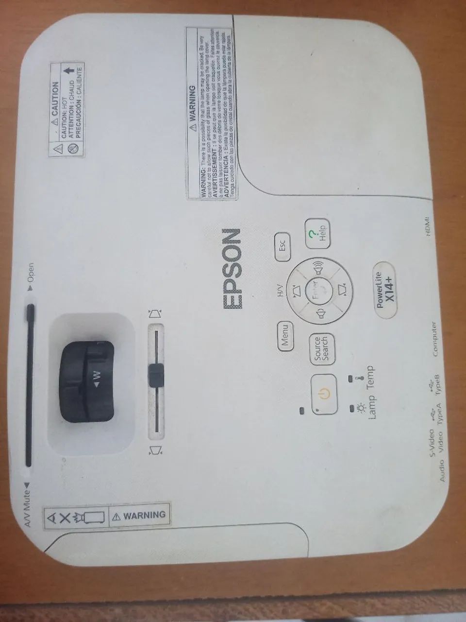 Projetor Epson Power litle x14+ em bom estado, sem controle. - Foto 2