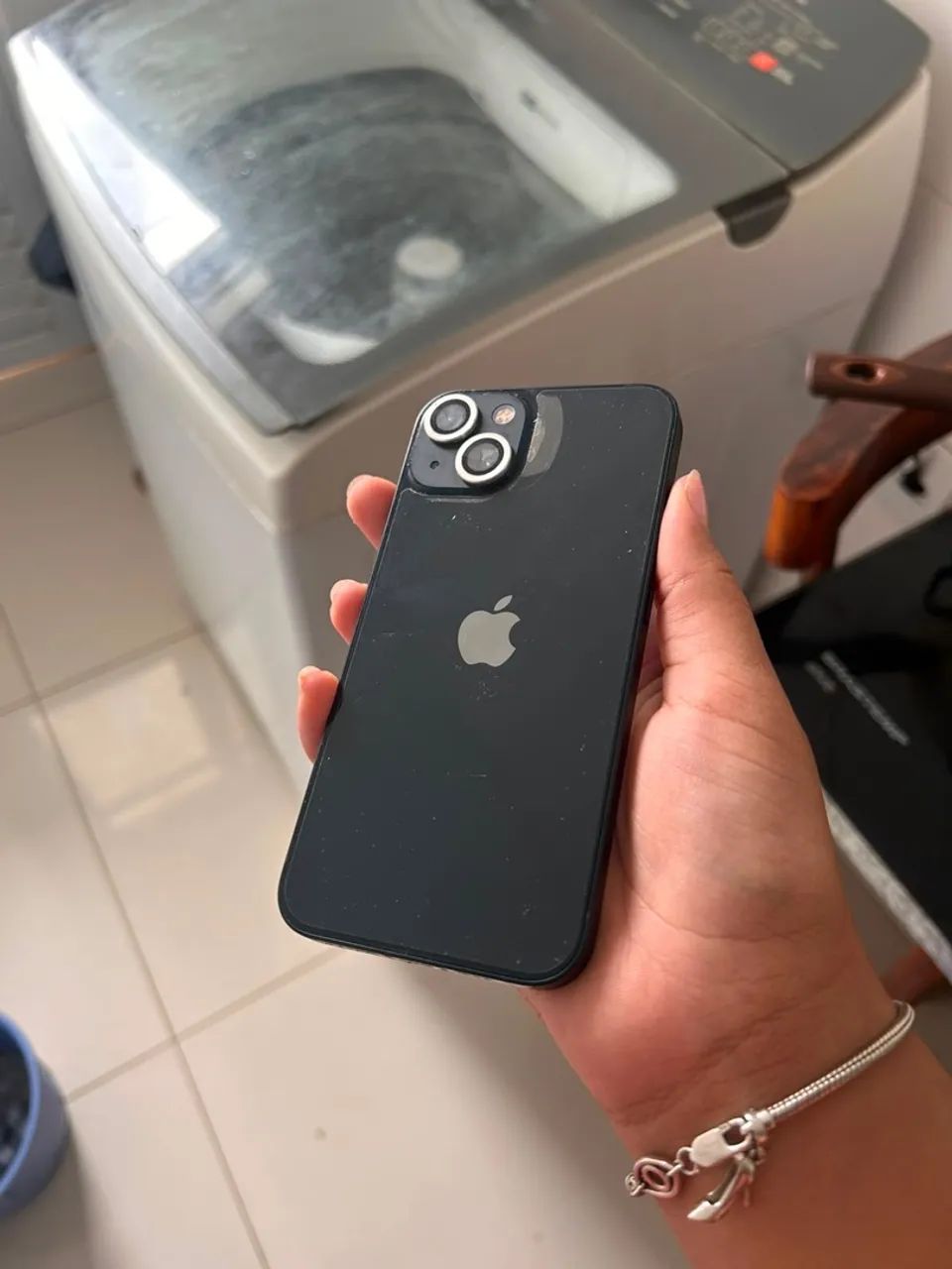 IPHONE 13 - 256gb - Cor meia - noite  - Foto 3