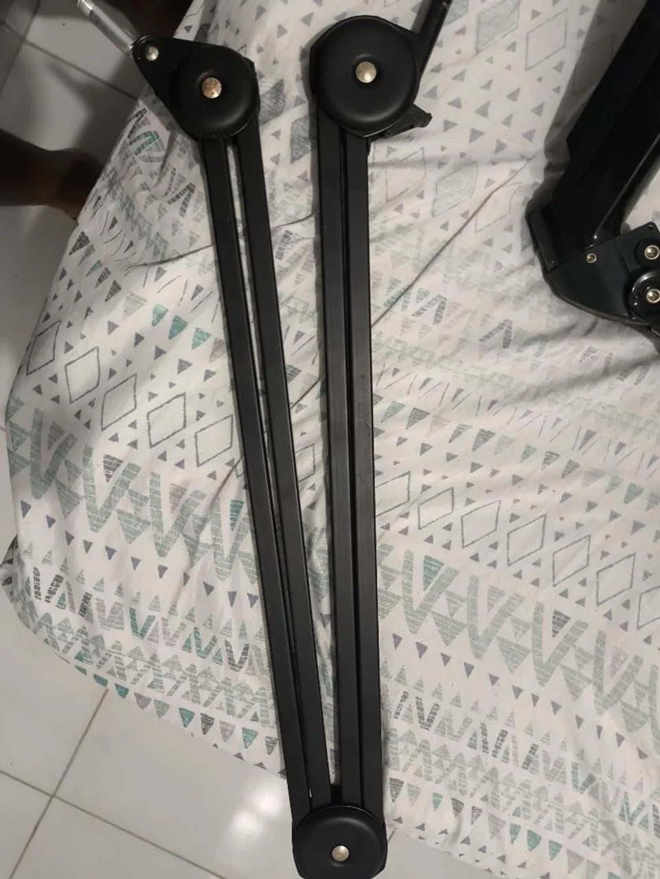 Suporte ergonômico 2 monitores e Braço articulado  - Foto 3