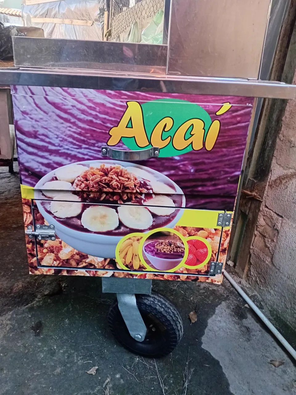 Carrinho de açaí novo