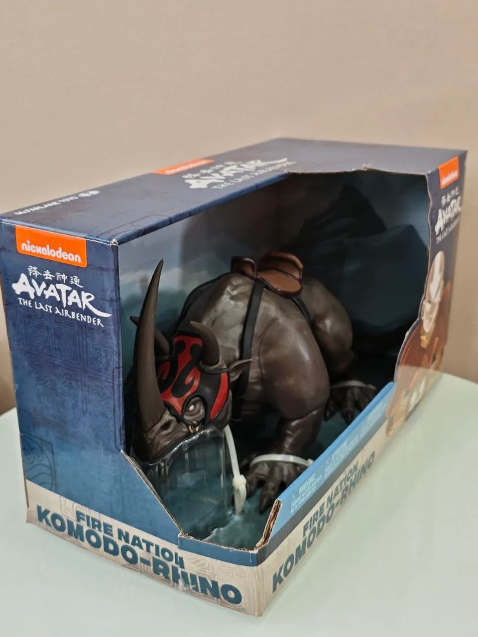 Fire nation komodo-rhino avatar MacFarlane toys  - Foto 3
