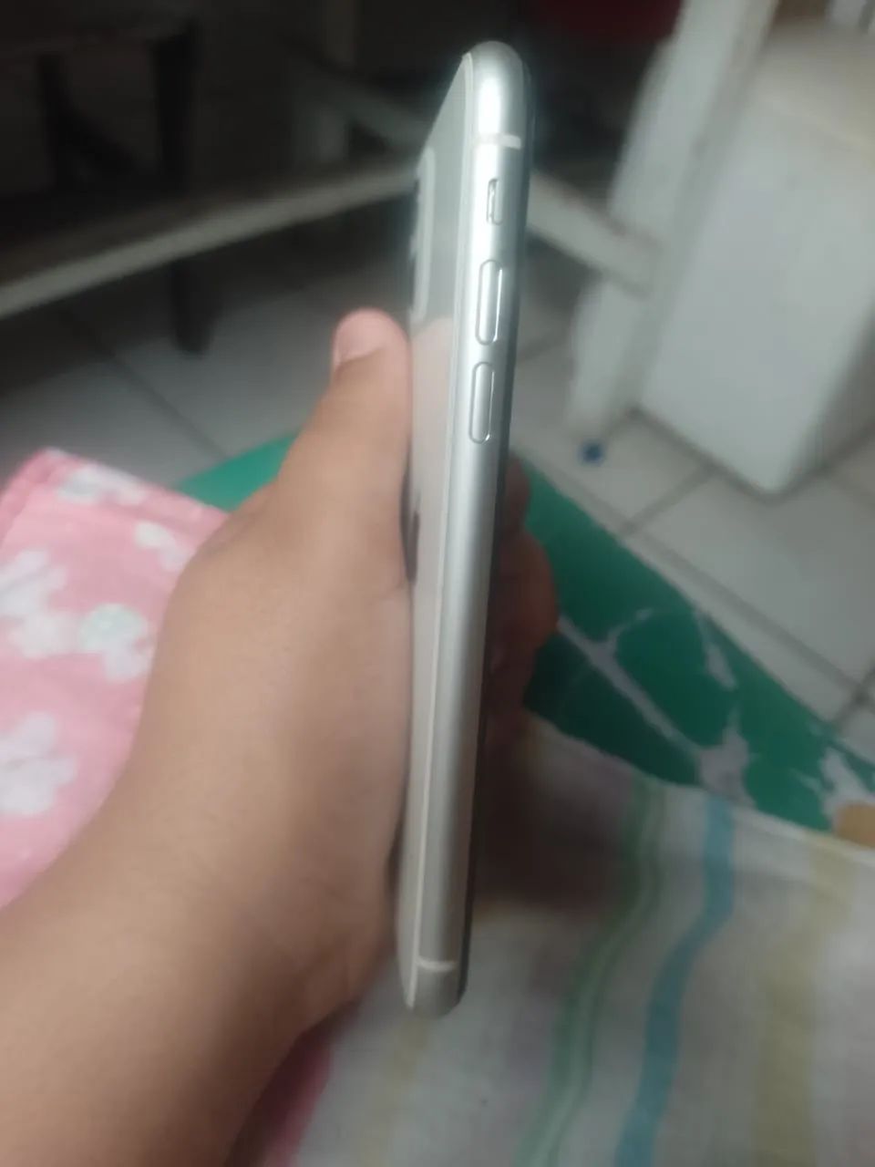 iPhone 11 vende se  - Foto 4