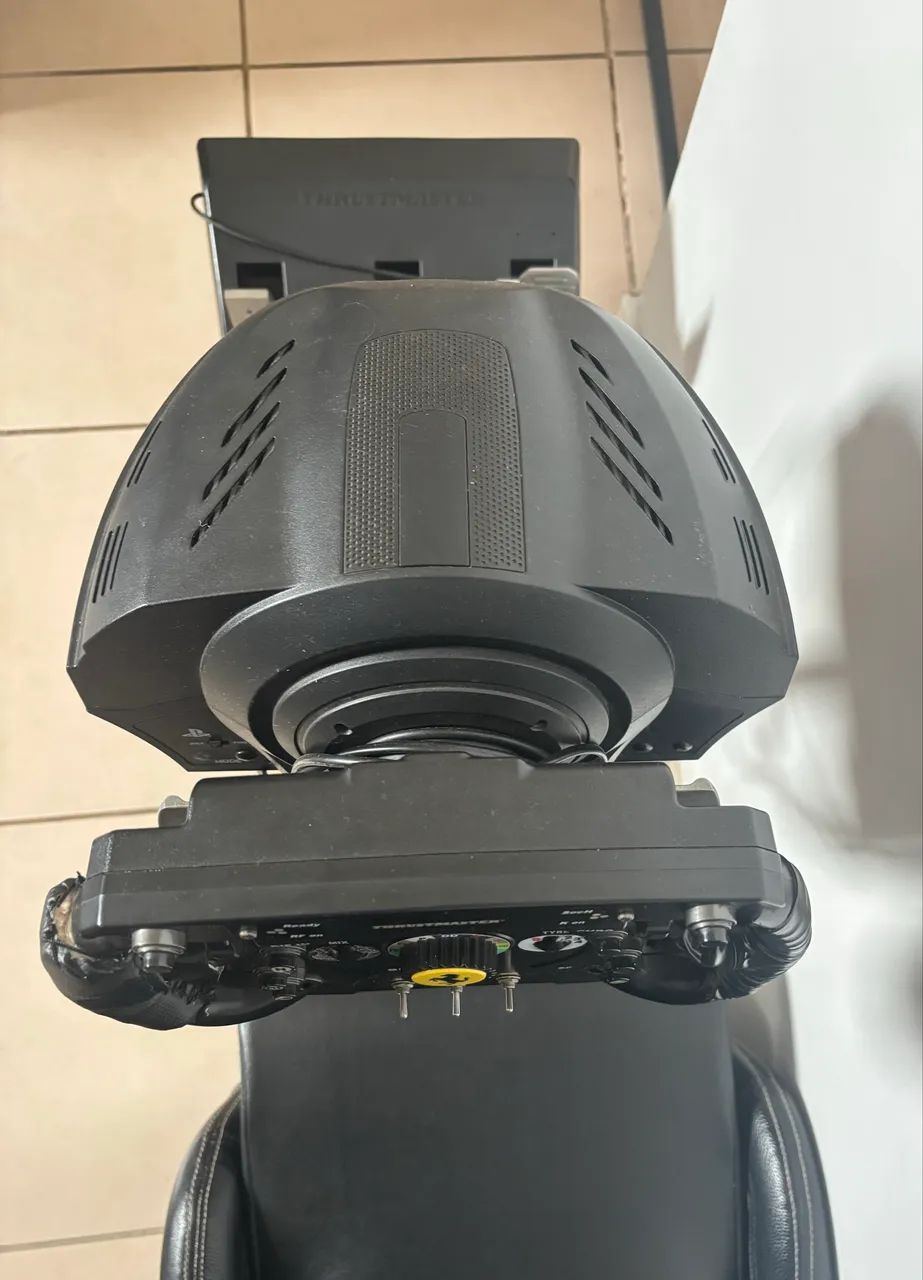 Cockpit e Volante Thrustmaster T300 - Foto 3