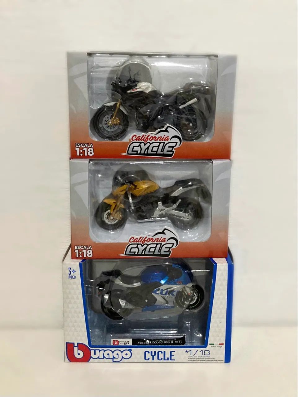 Miniaturas de moto 120,00 cada (comprimento 11cm)