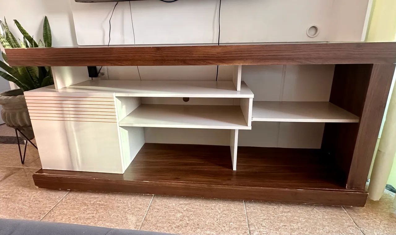 Rack lindo, espaçoso e bem dividido  - Foto 3
