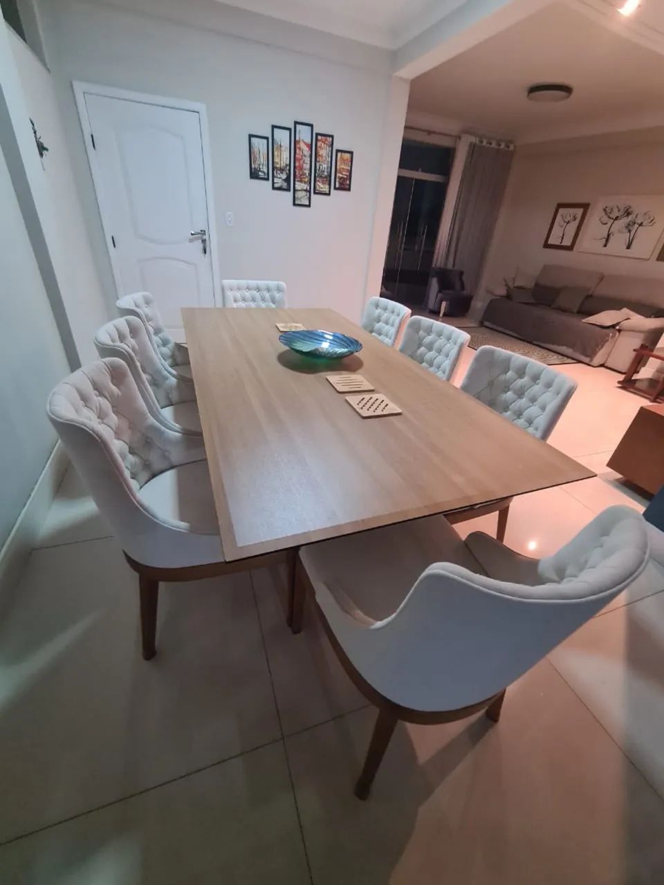 Vende-se conjunto de 8 cadeiras mesa de jantar - Foto 3