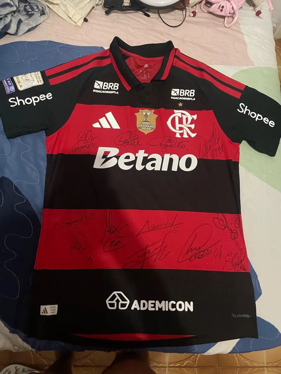 CAMISA DO FLAMENGO AUTOGRAFADA 
