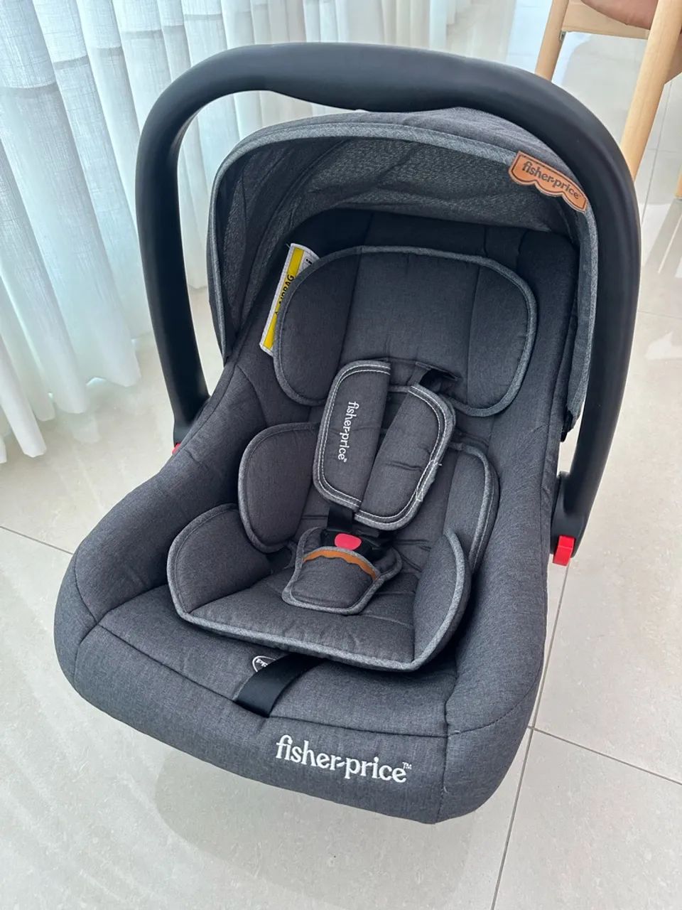 Carrinho de bebê com bebê conforto  - Foto 3
