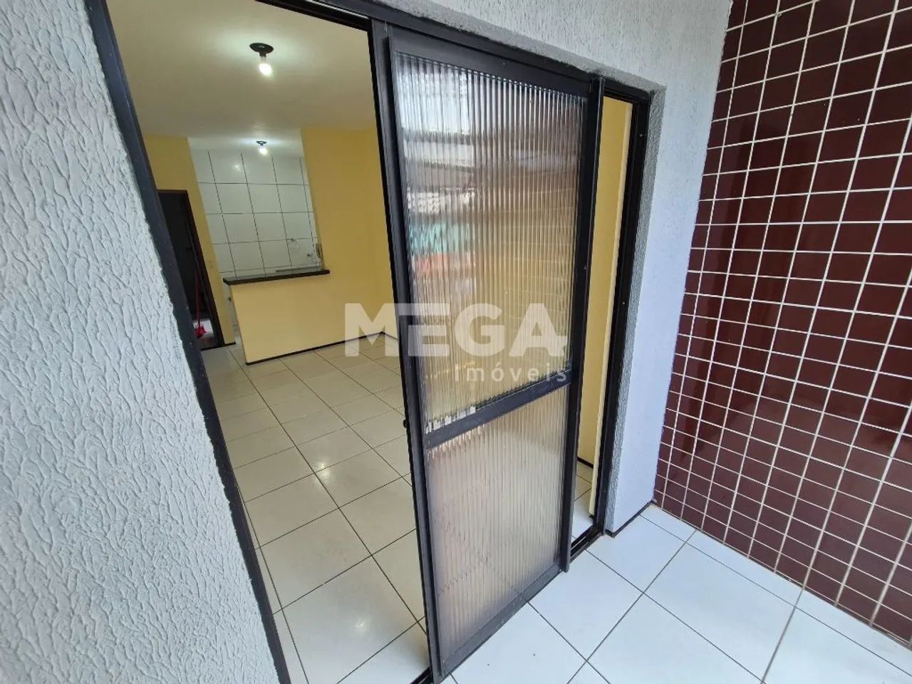 Apartamento com 2 quartos no bairro Montese em Fortaleza, CE - Foto 4