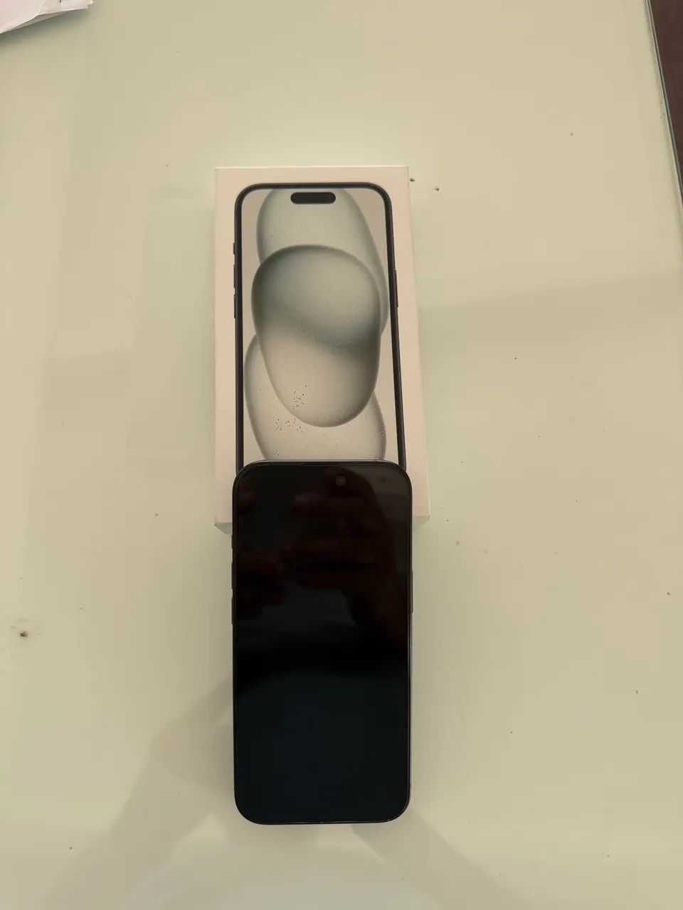 Vendo iPhone 15 normal ,com caixa nota fiscal  - Foto 2