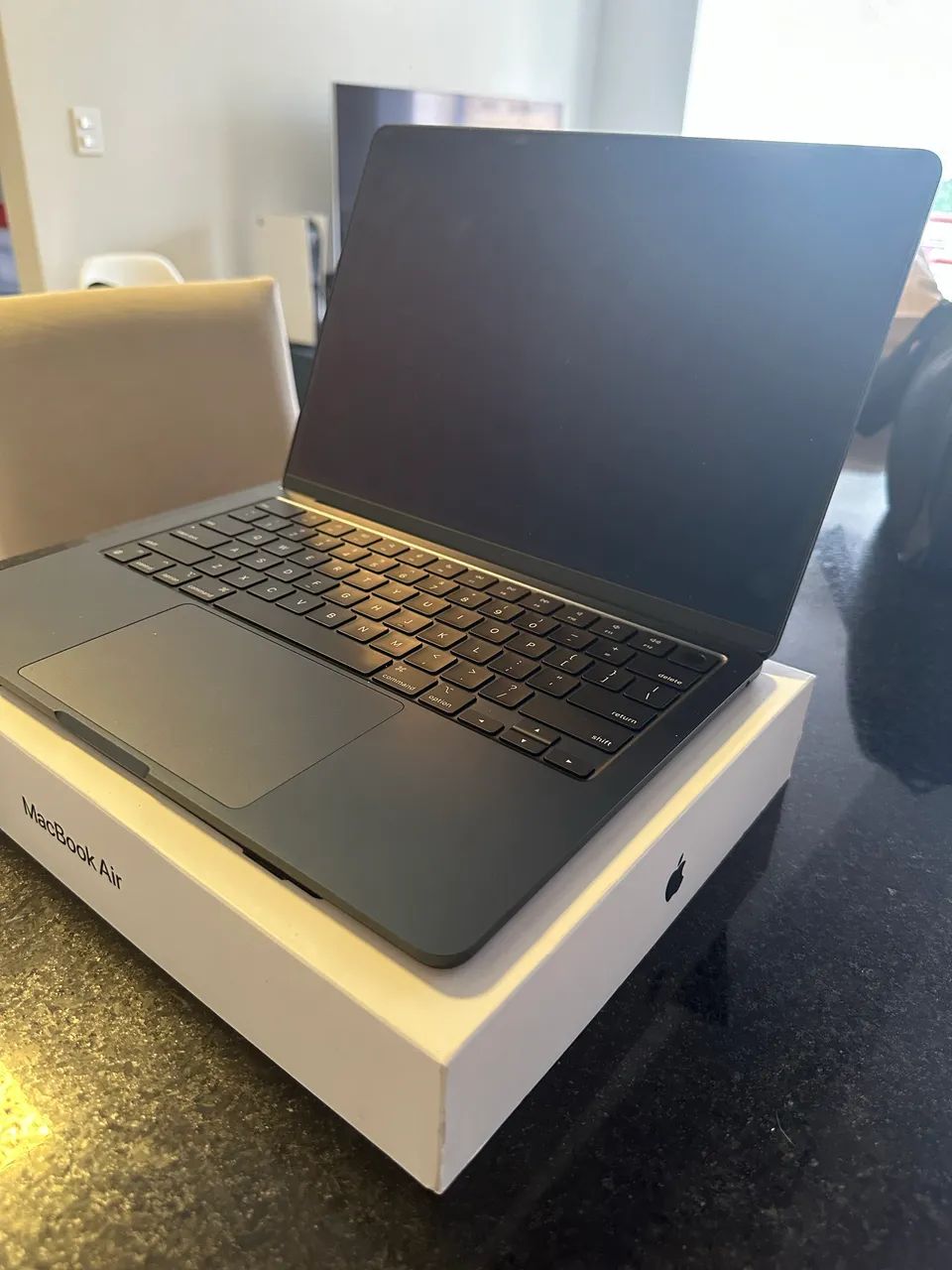 Macbook Air M3 - 13 pol - 8gb RAM - 256gb SSD - Notebooks - Jardim Macbook Air M3 - 13 pol - 8gb RAM - 256gb SSD - Notebooks - Jardim
