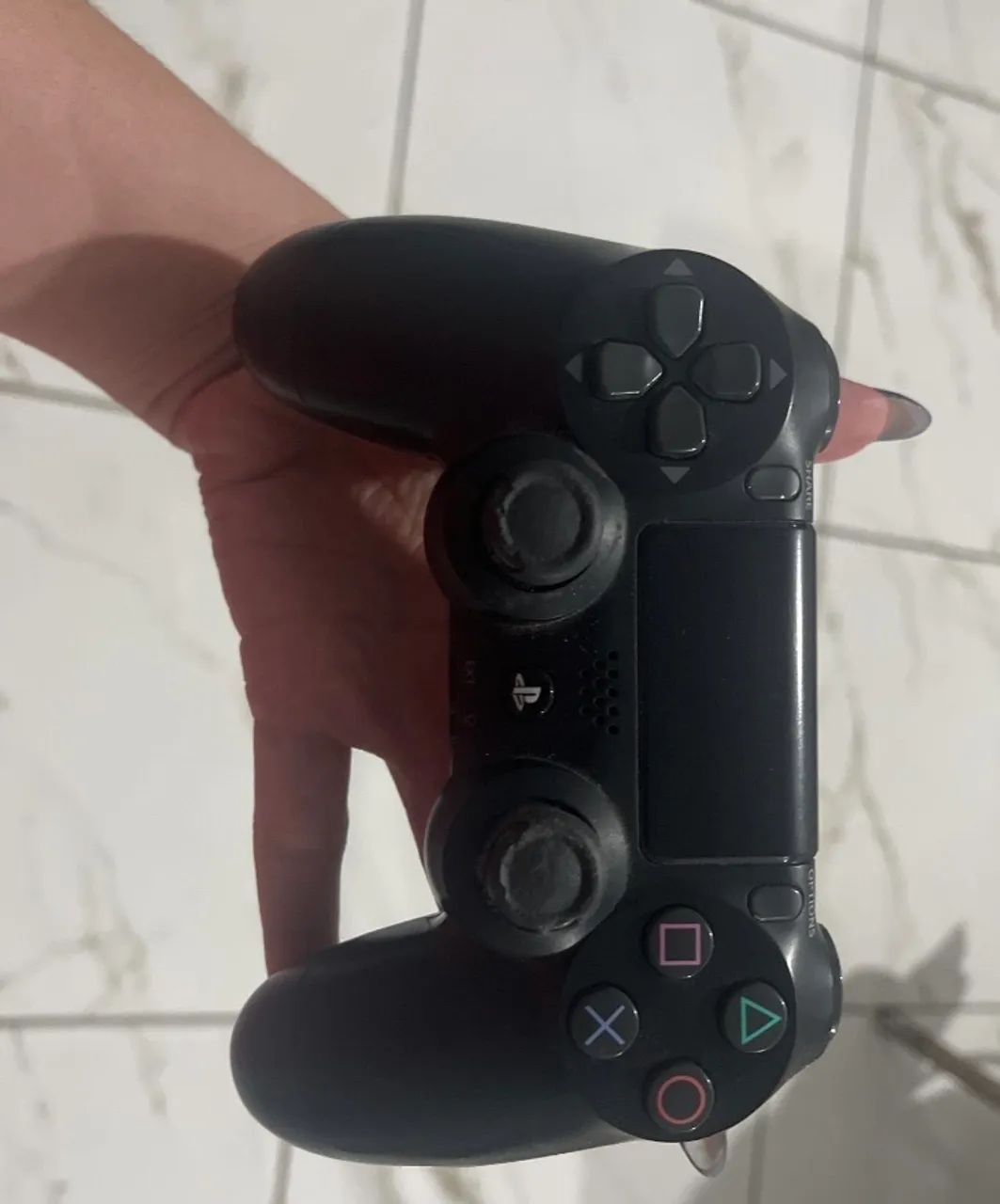 PS4 Slim de 1TB, 2 controles e 3 jogos - Foto 3