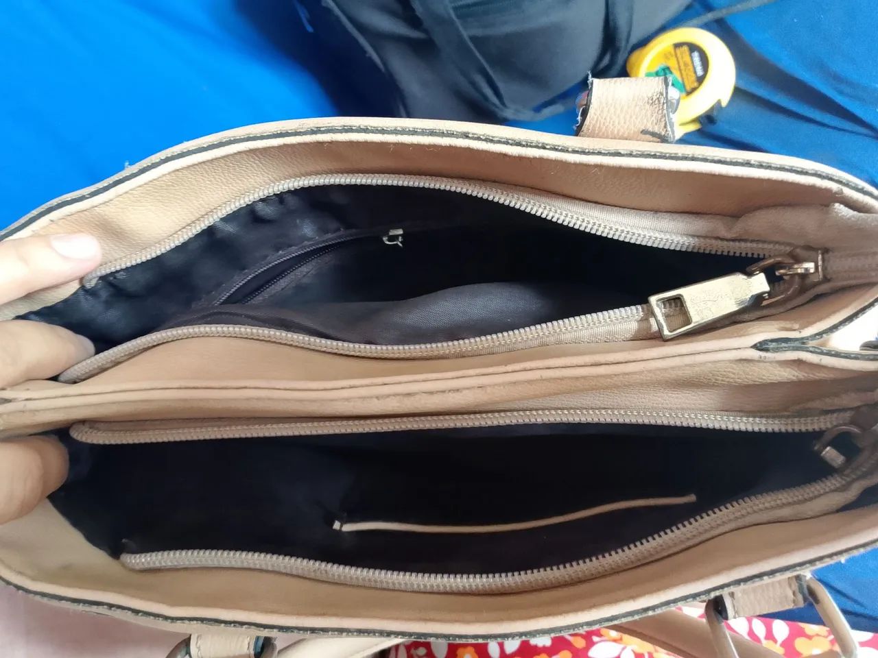 Bolsa de couro  ,sem a alça grande . - Foto 4