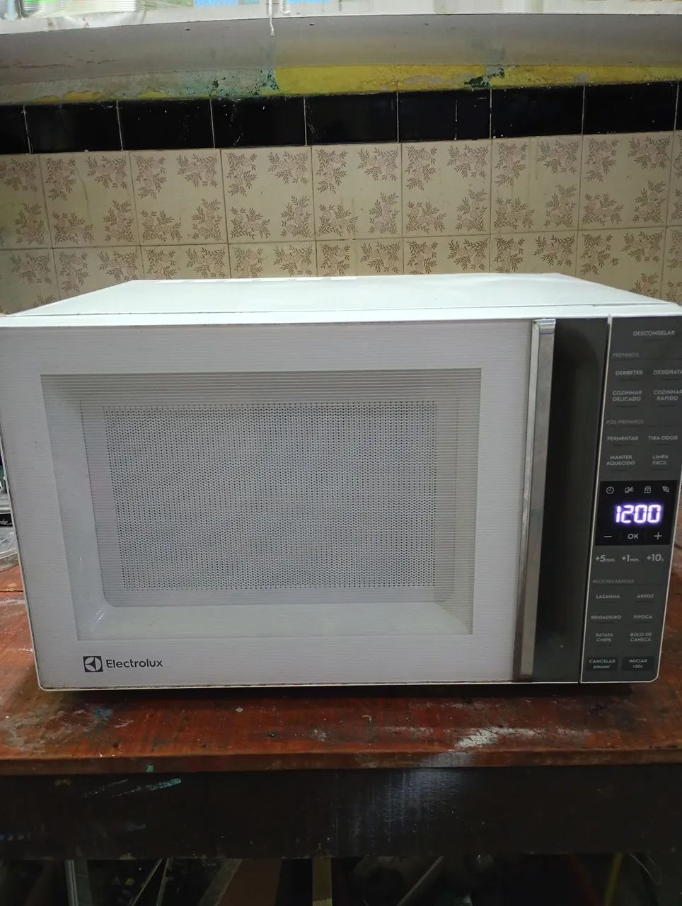 Microondas Electrolux 31 litros