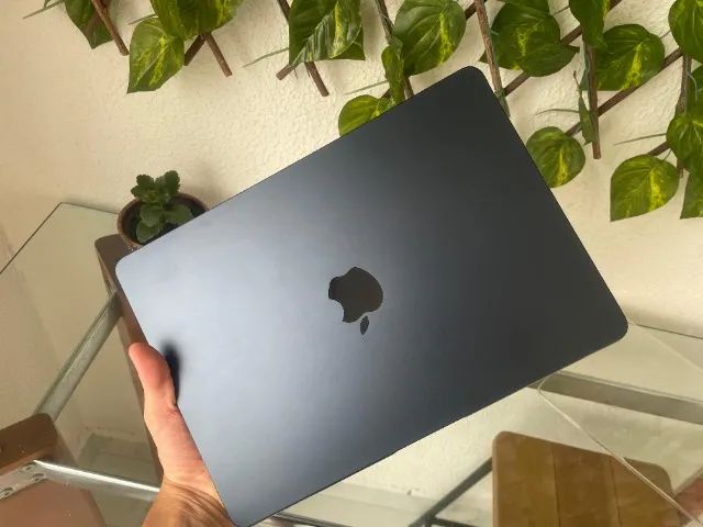 Macbook Air M2 Midnight - Foto 3