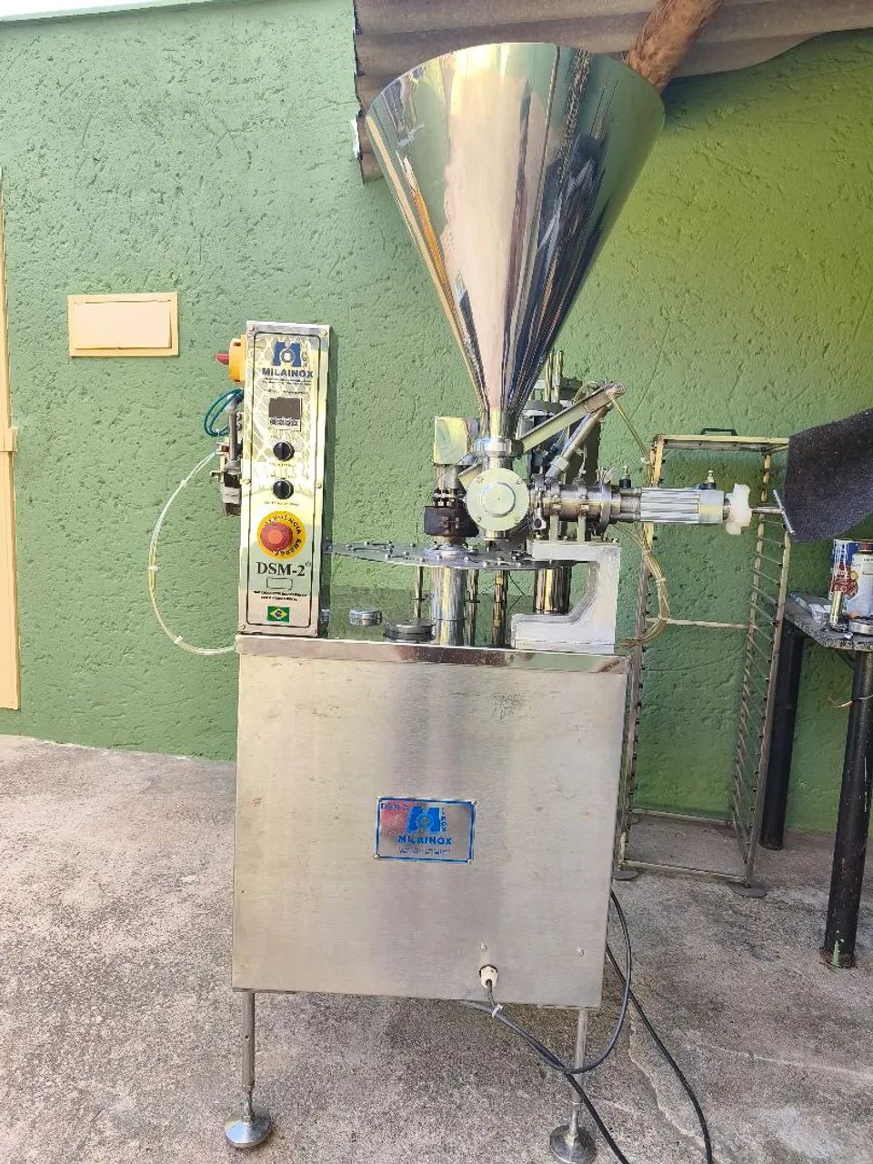 Envasadora rotativa de potes semi-automatica 700 hora - Foto 5