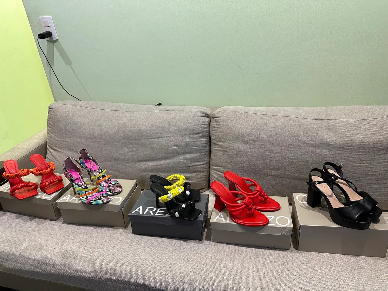 Lote de sandália e botas  - Foto 4