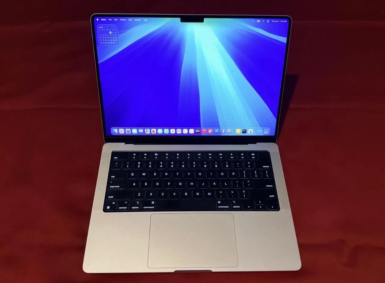 MacBook Pro 14