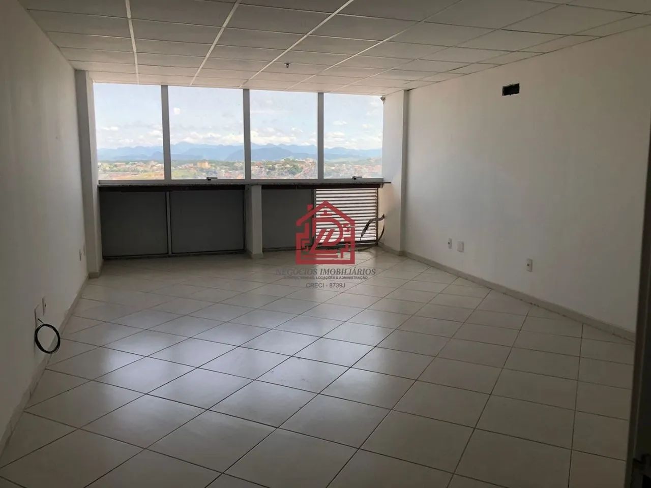 Sala Comercial em Imbetiba, Macaé: 29m², Venda e Aluguel - Foto 5