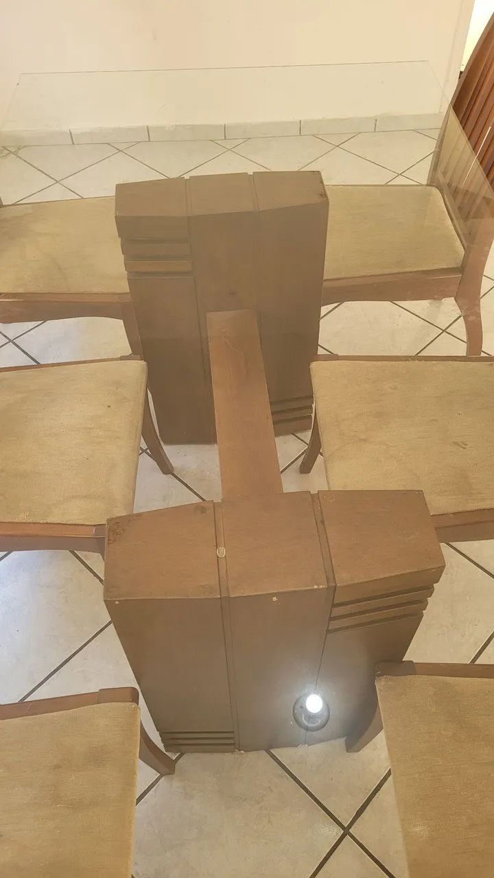 Mesa de jantar 8 lugares com 6 cadeiras - Foto 5