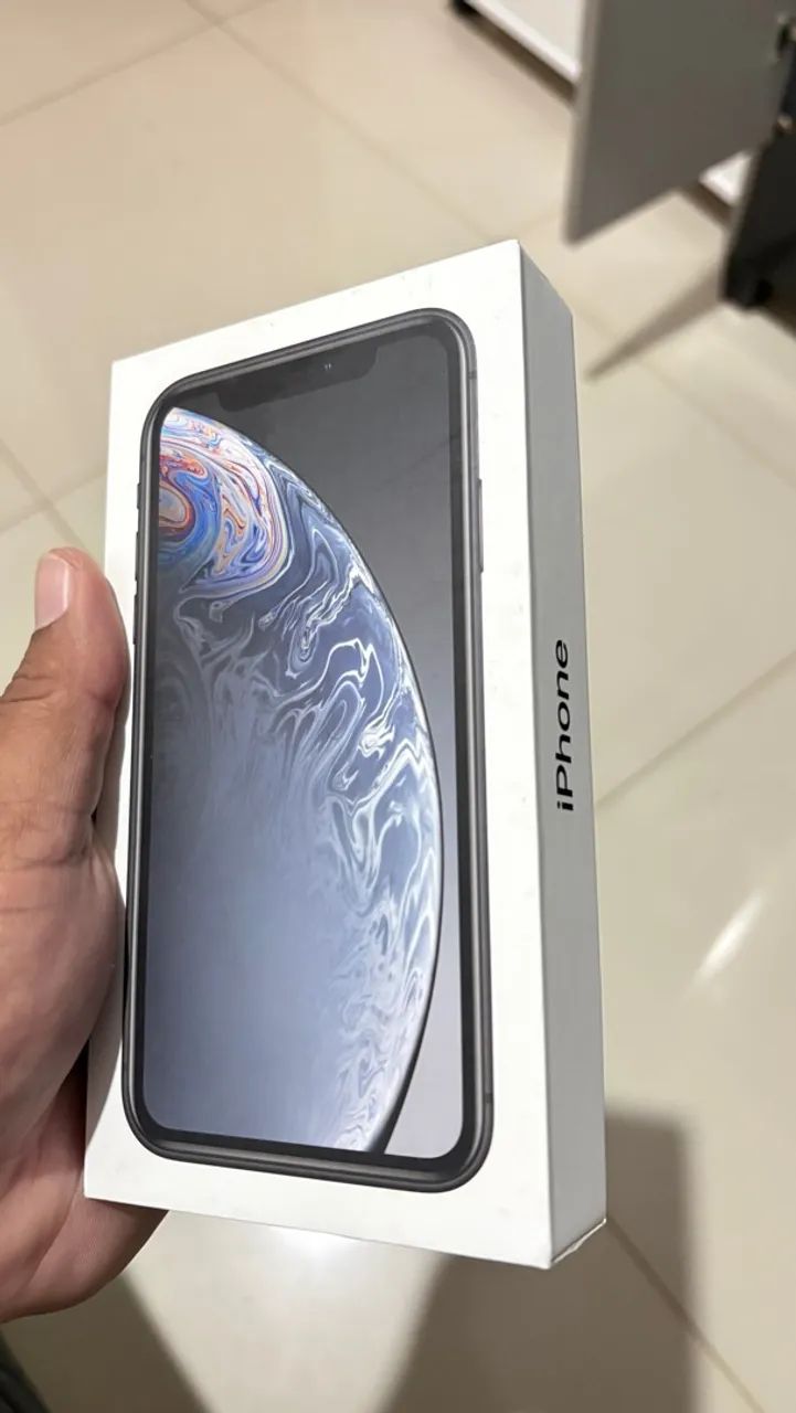 IPHONE XR 64GB