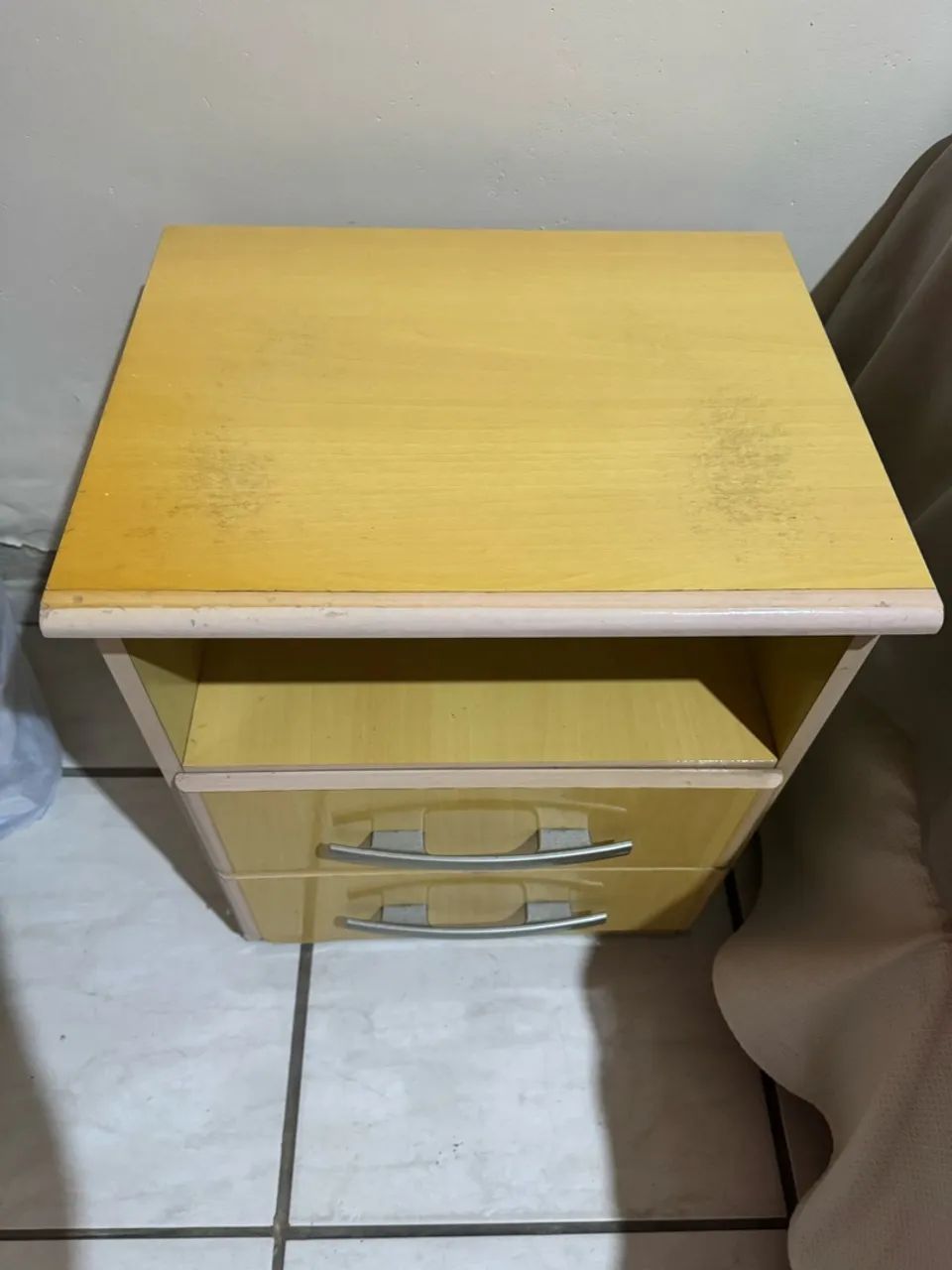 Conjunto cômoda e mesinha de cabeceira  - Foto 3