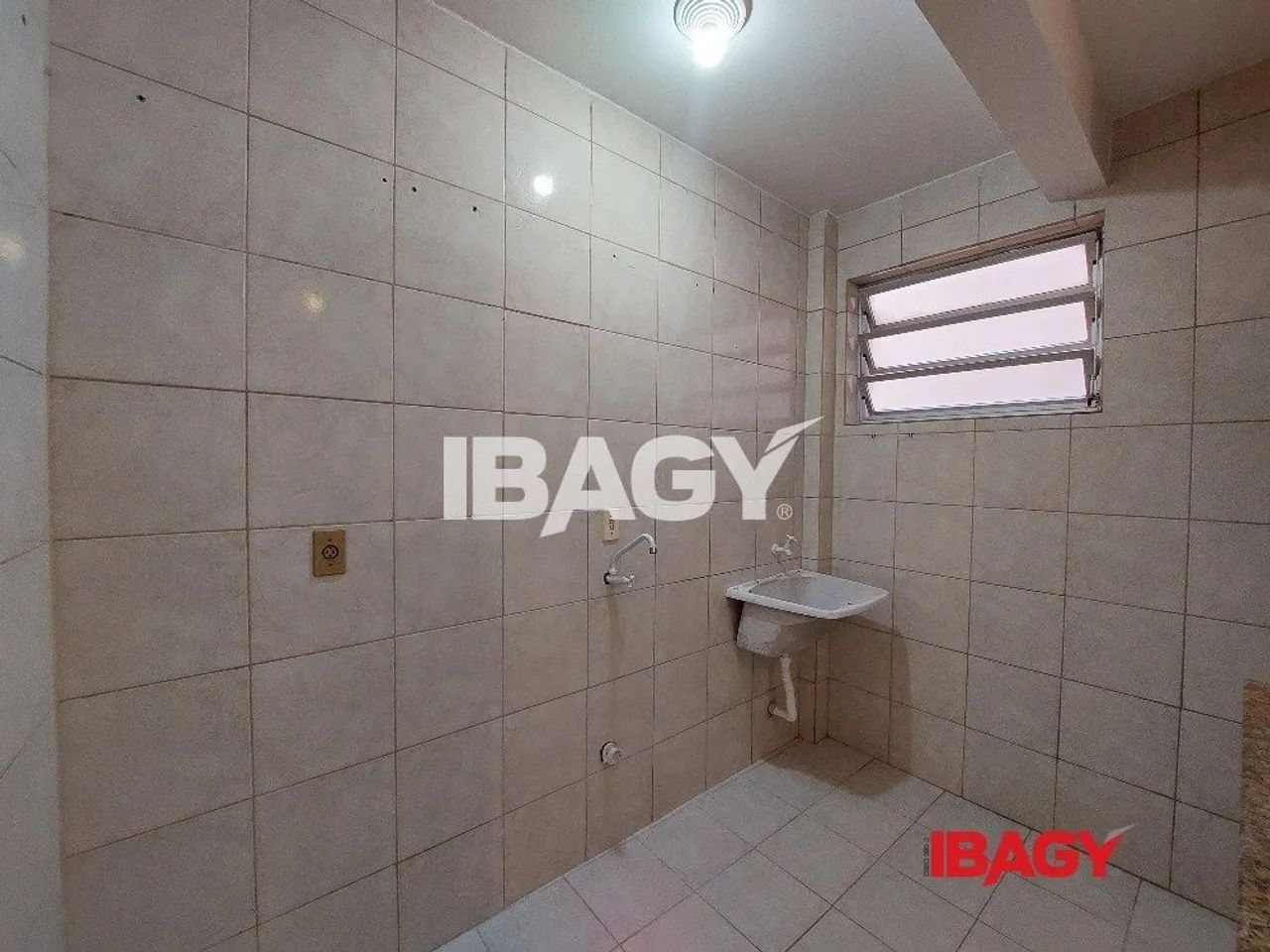 Excelente Apartamento 1 dormitório(s) em Capoeiras - Florianópolis - Foto 5