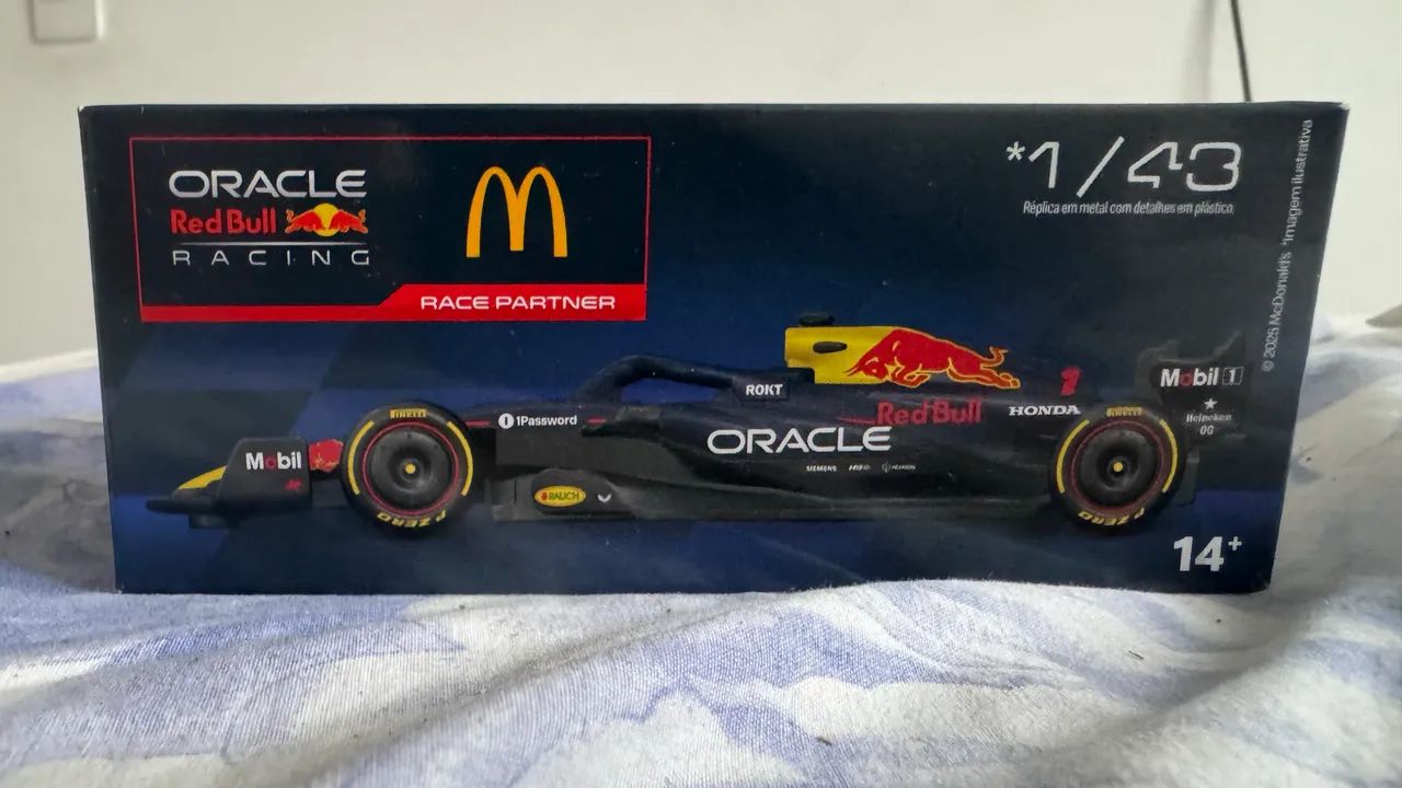 Red Bull 2025 McDonalds - Foto 3