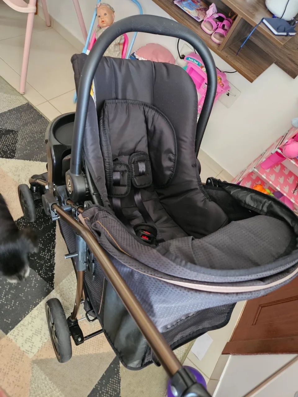 Carrinho de bebê com bebê conforto Galzerano - Foto 5