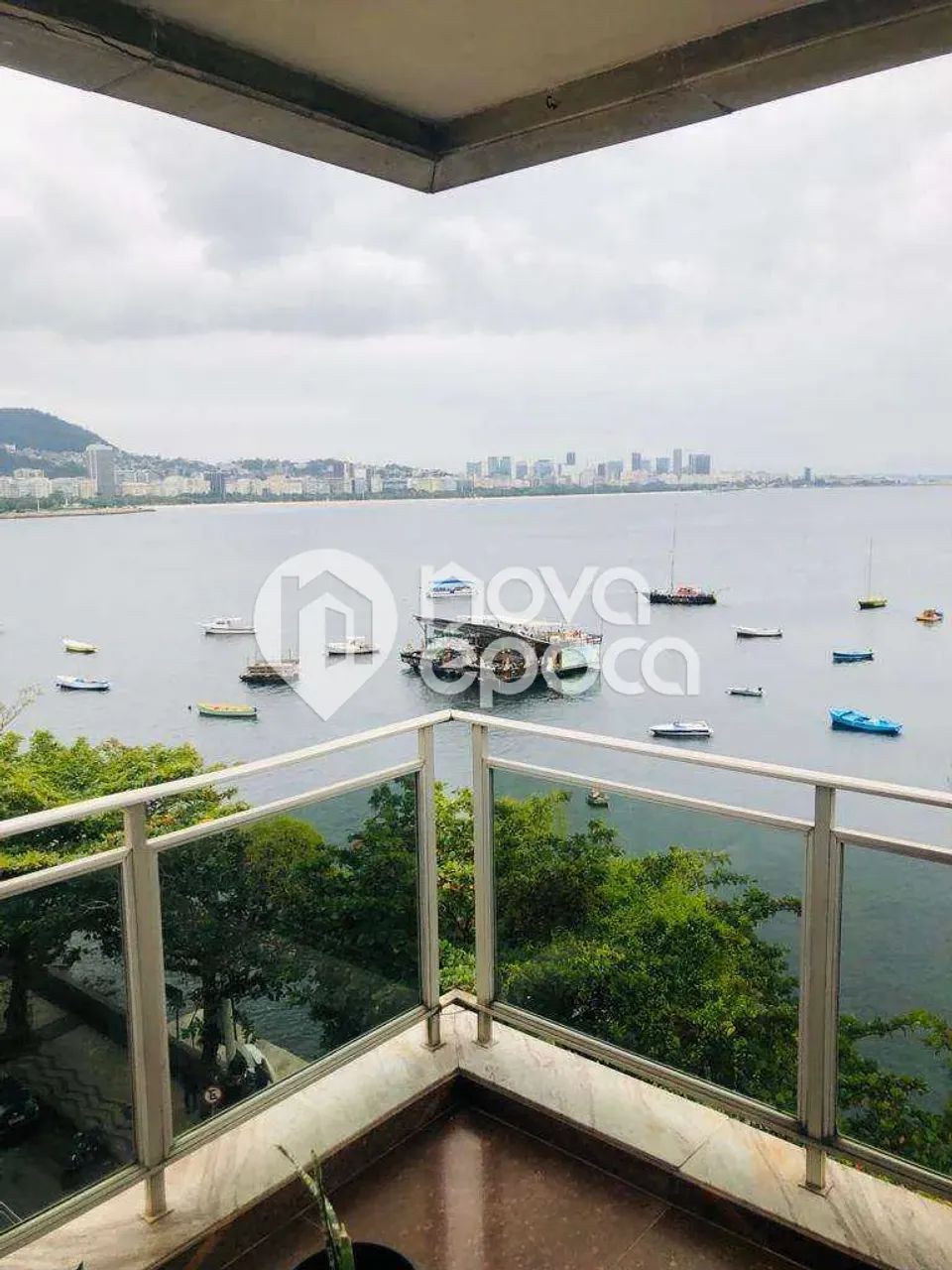 Urca | Apartamento 4 quartos, sendo 2 suites