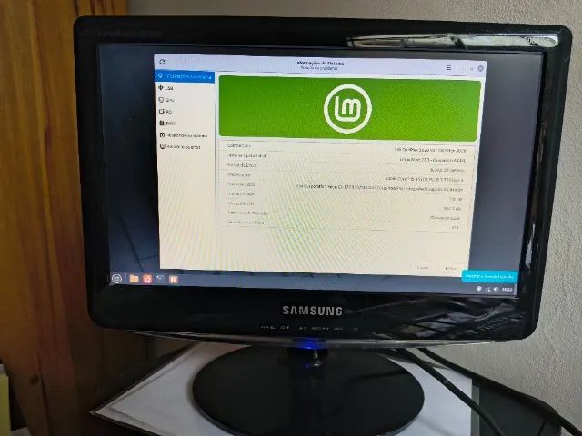 Monitor Samsung básico e compacto B1630N usado
