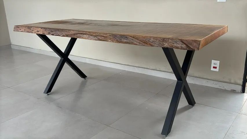Mesa de jantar madeira rustica natural 8 lugares - Foto 2