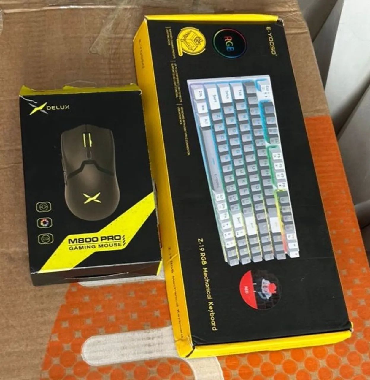 Teclado E-YOOSO Z-19 Switch Red - Periféricos e Acessórios de