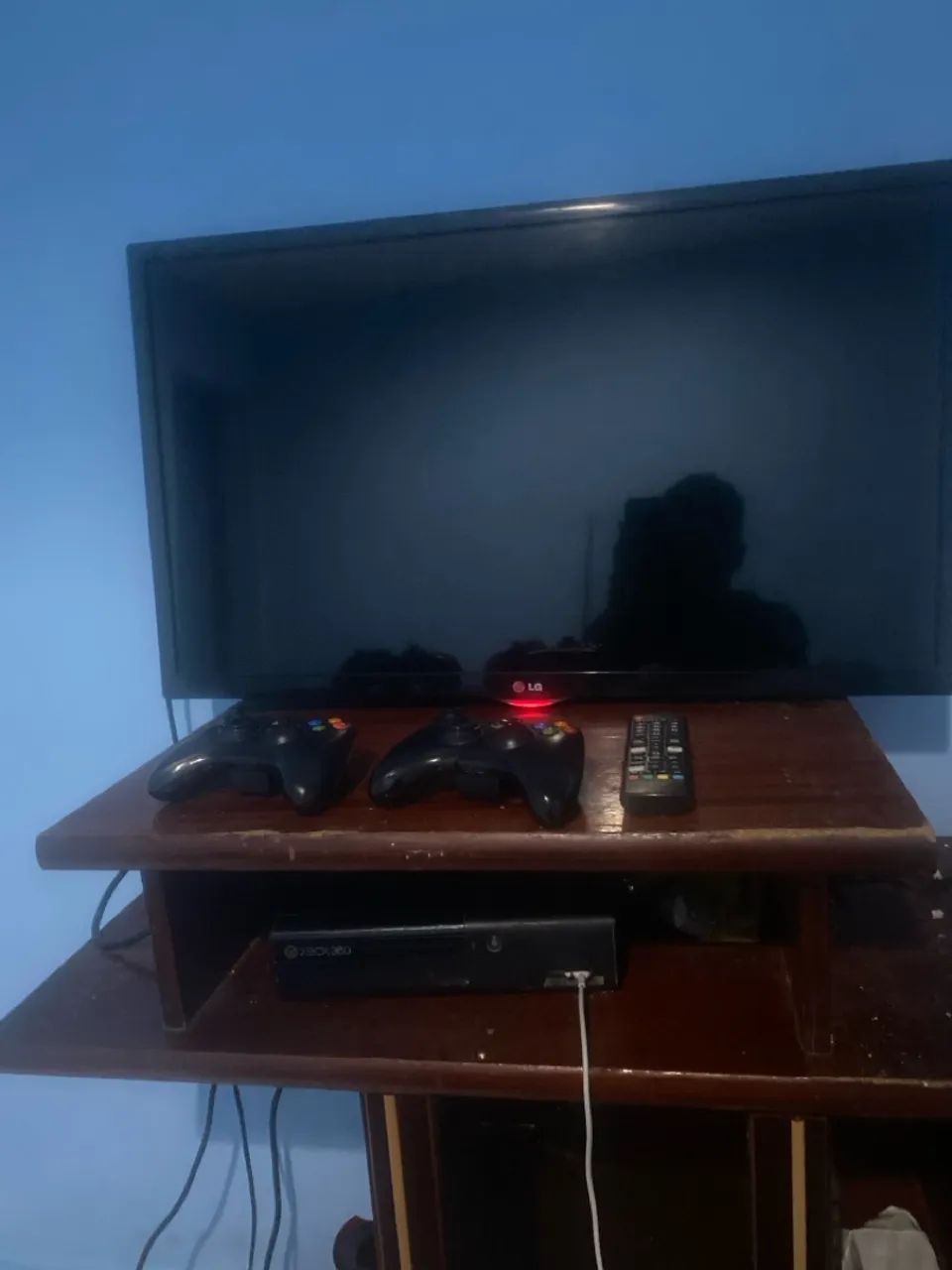 Vendo Televisão mais Xbox 360