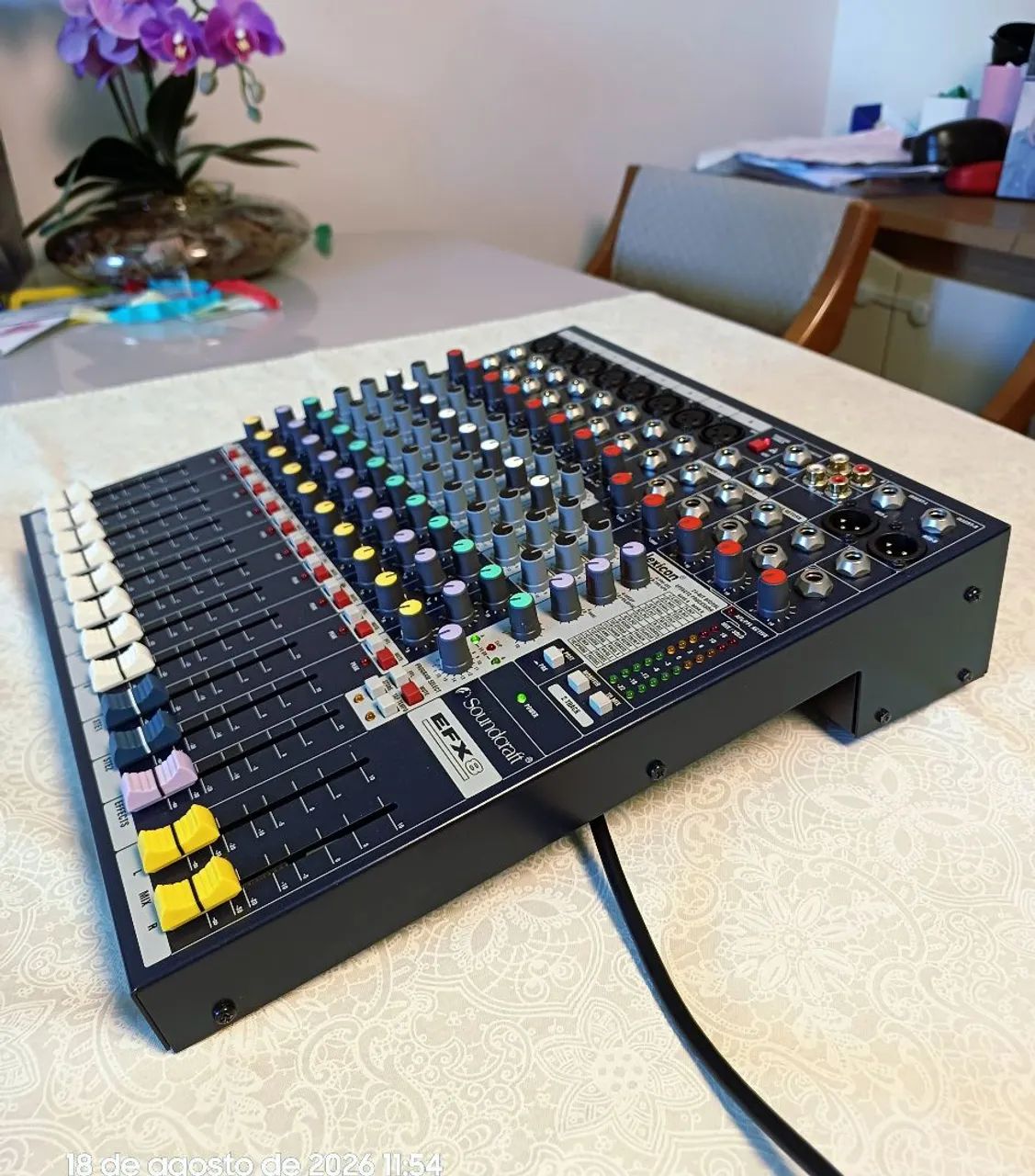 Mesa de Som Soundcraft EFX8 | Sem Detalhes  - Foto 2