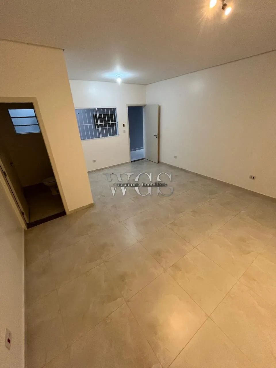 Salas Comerciais com 30 mts² (cada) e banheiro para locação Cidade Dutra - Foto 2