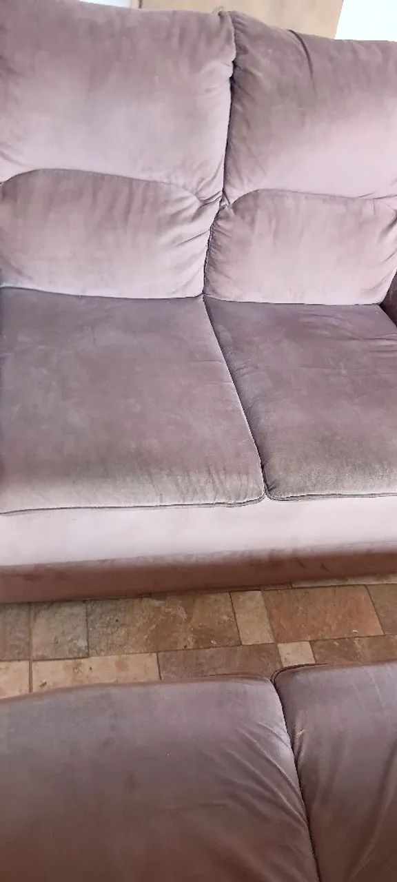 Sofá de 2 lugares marrom  - Foto 2