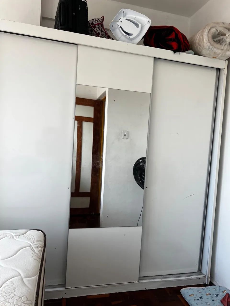 DOAÇÃO - guarda roupa 