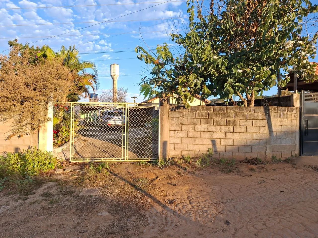 Vendo casa em Conceicao dos Ouros MG - Foto 3