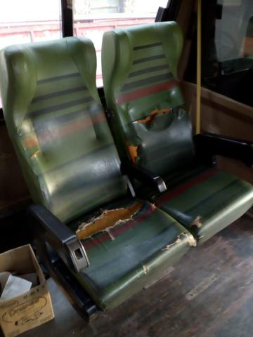 Banco ônibus Mercedes 371