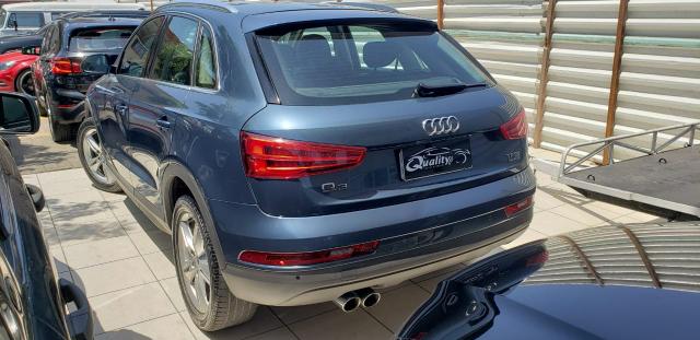 Audi Q3 ambiente quatro com garantia da audi de um ano - Foto 4
