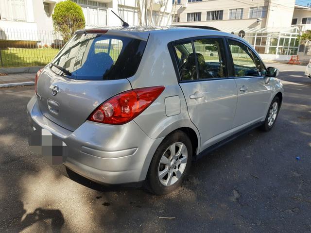 Nissan tiida 2008 automático com teto solar e GNV - Foto 12