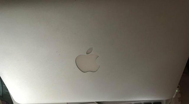 MacBook Air modelo A1370