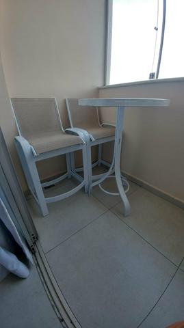 Mesa Alta Com Banquetas Galifer