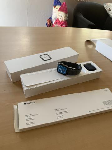 Apple Watch série 4 com chip digital e GPS 40mm - Foto 2